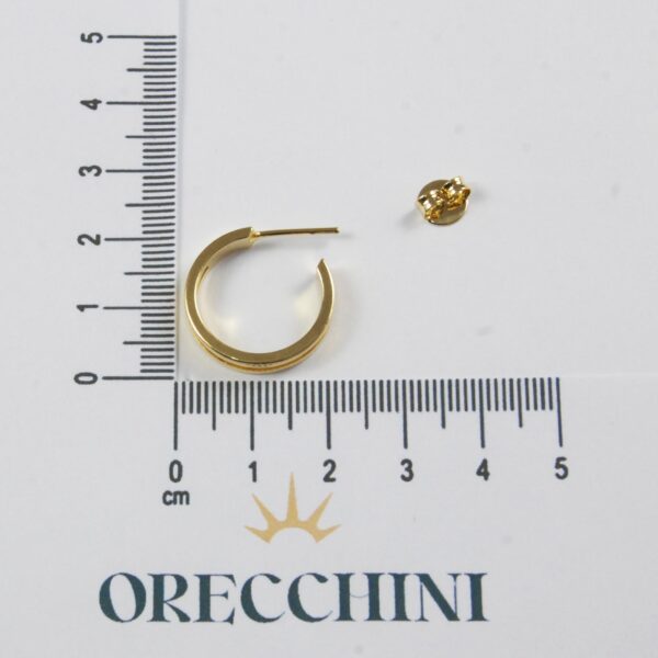 ARGOLA REDONDA DETALHE FRONTAL GD. C/ TARRAXA BANHADA A OURO 18K - Image 4