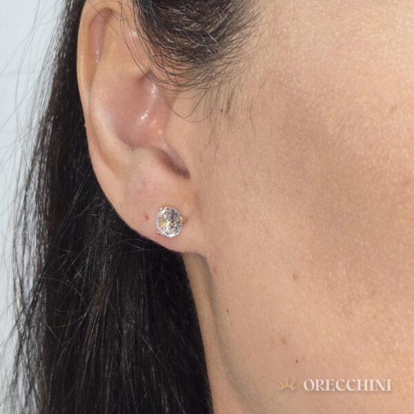 BRINCO CRAVEJADO GARRA C/ TARRAXA BANHADO A OURO 18K - Image 2